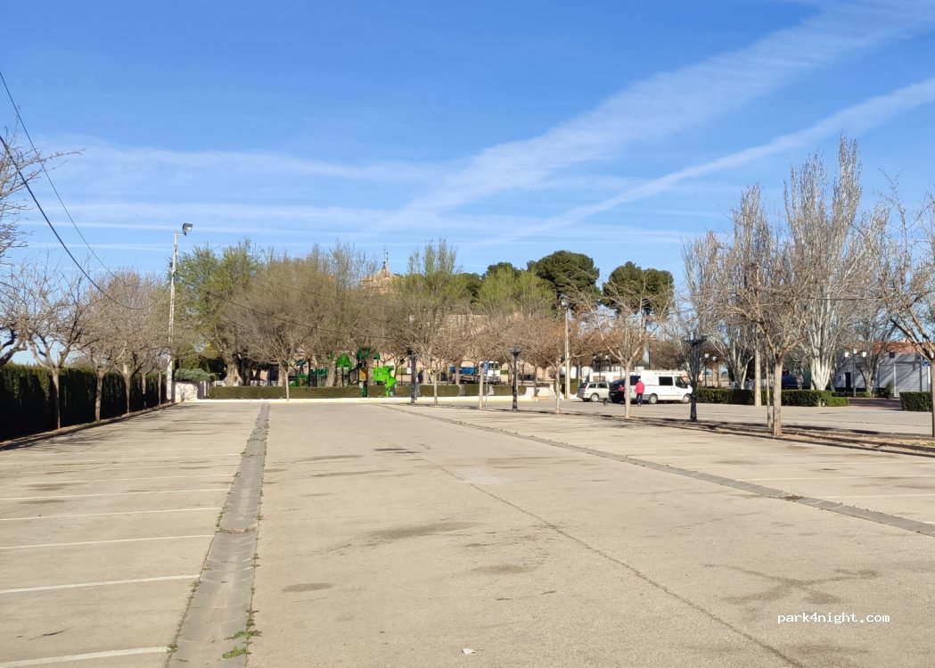 (13230) Membrilla - 33 Calle Paseos del Espino — foto