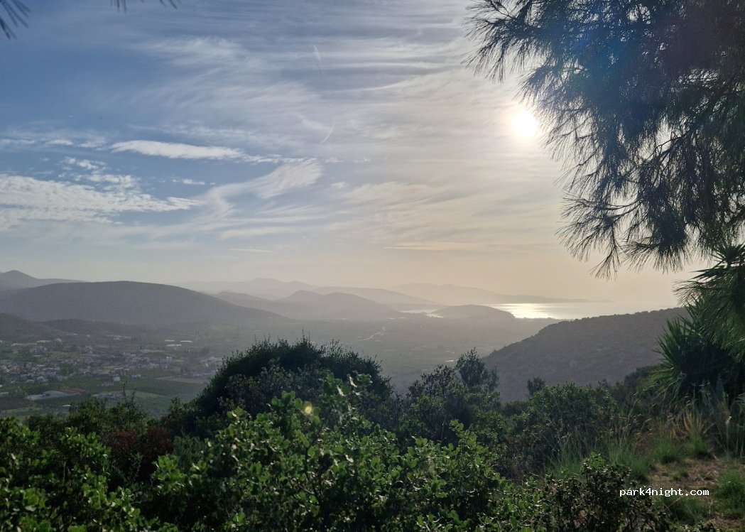 (211 00) Lefkakia - Unnamed Road — foto 3