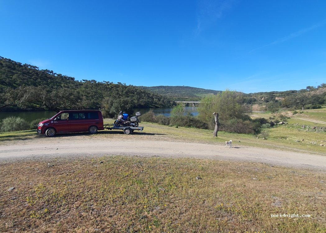 (06350) Higuera la Real - — foto