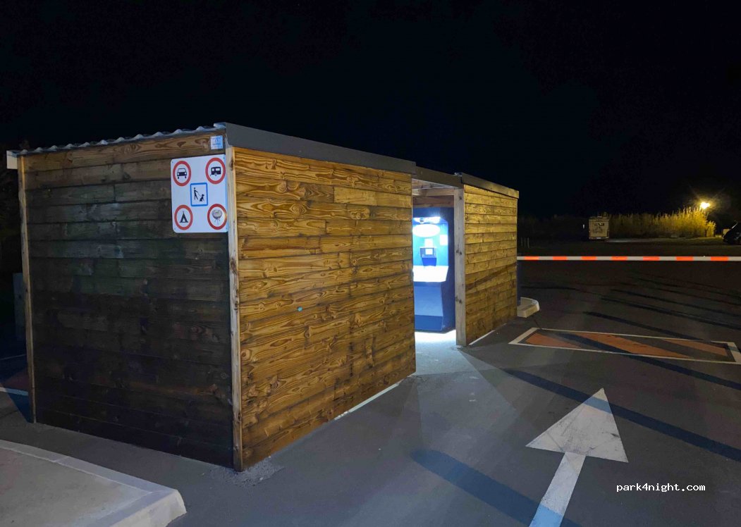 (11560) Fleury - Les Pins — foto 2