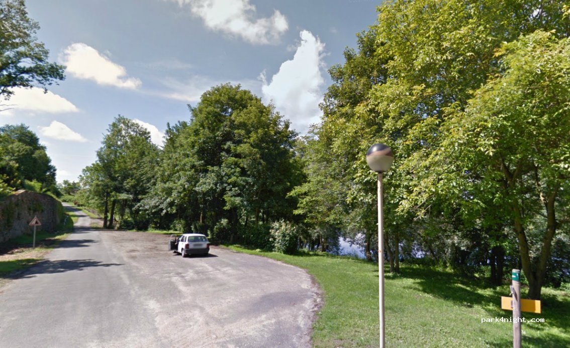(71140) Saint-Aubin-sur-Loire - Rue du Bord de Loire — foto