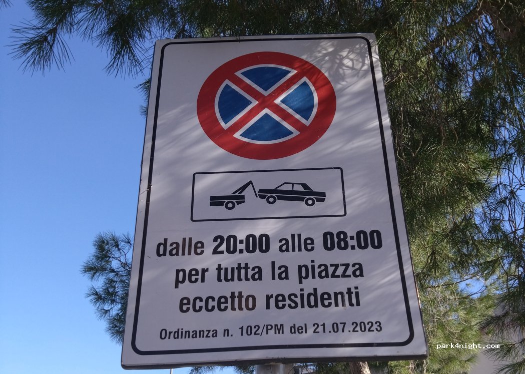 (97019) Vittoria - 1A Piazza Sei Martiri della Liberta — foto 3