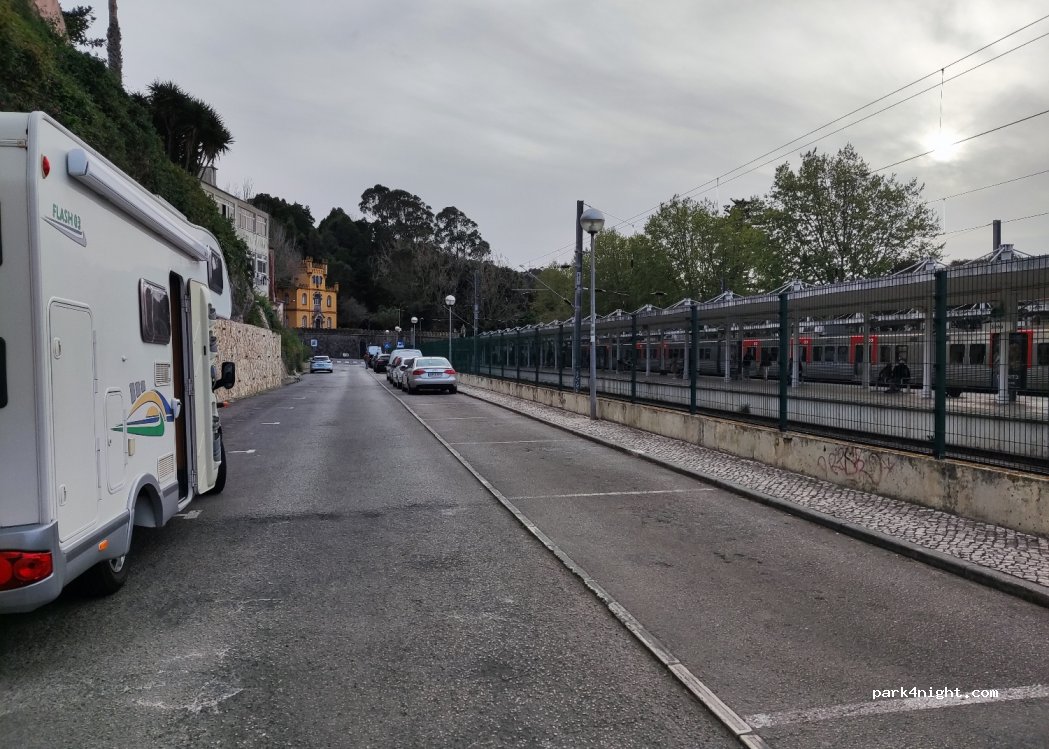 (2710-579) Sintra - 21 Rua João de Deus — foto