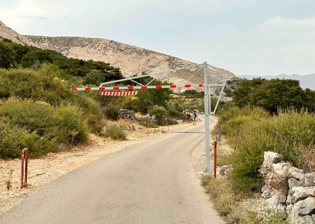 (51521) Stara Baška - — foto