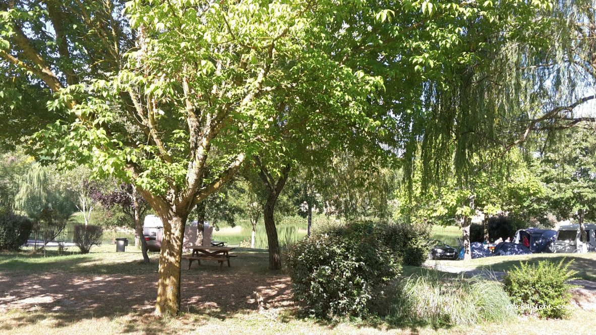 Camping de Pouchou**** — foto