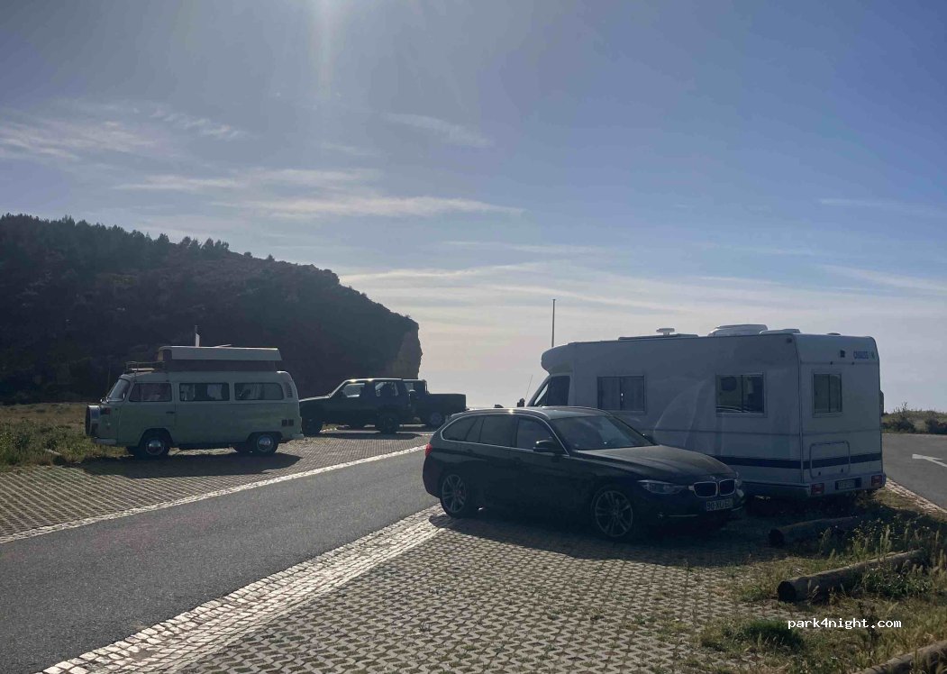 () Salema - — foto