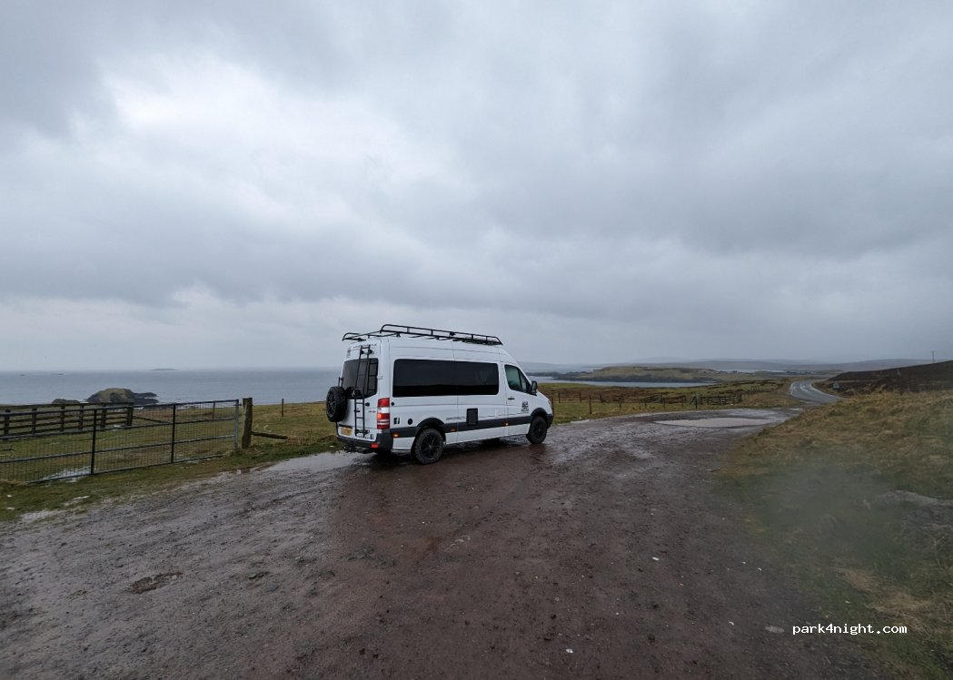 (ZE1 0PX) Gremista - Unnamed Road — foto