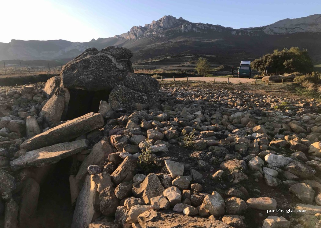 (01309) Bilar - Unnamed Road — foto