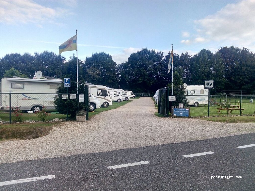 Camperplaats Weert — foto