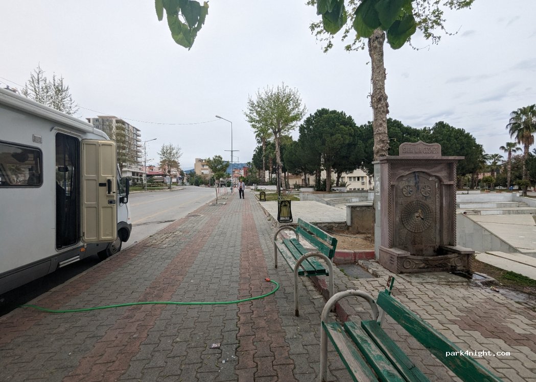 Atatürk Meydani — foto