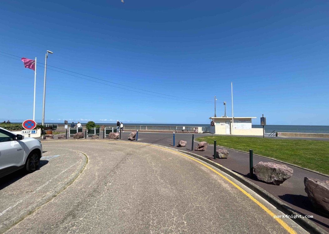 (14390) Cabourg - 6 Avenue Pasteur — foto 3