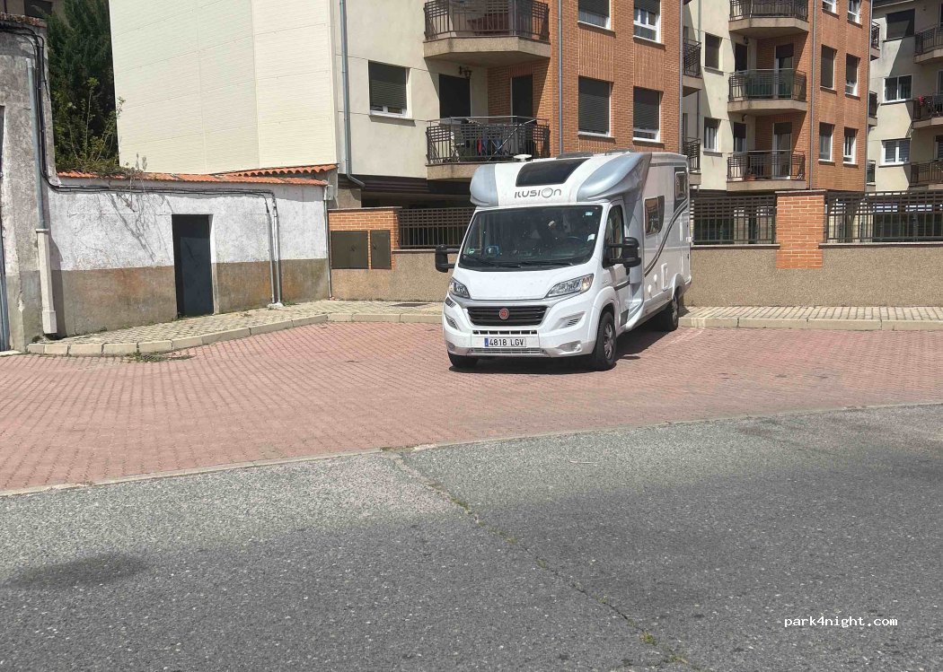 (37770) Guijuelo - 21 Calle Teso de la Feria — foto
