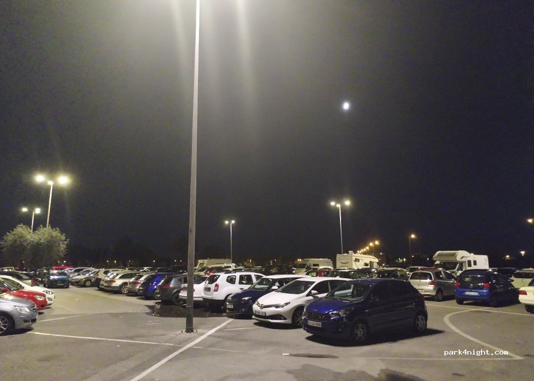 (41011) Seville - Av.Alfredo Kraus — foto