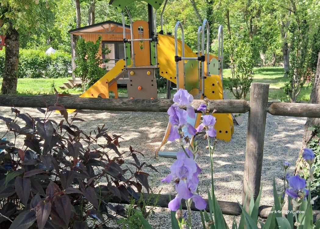 Camping Vert Lavande — foto