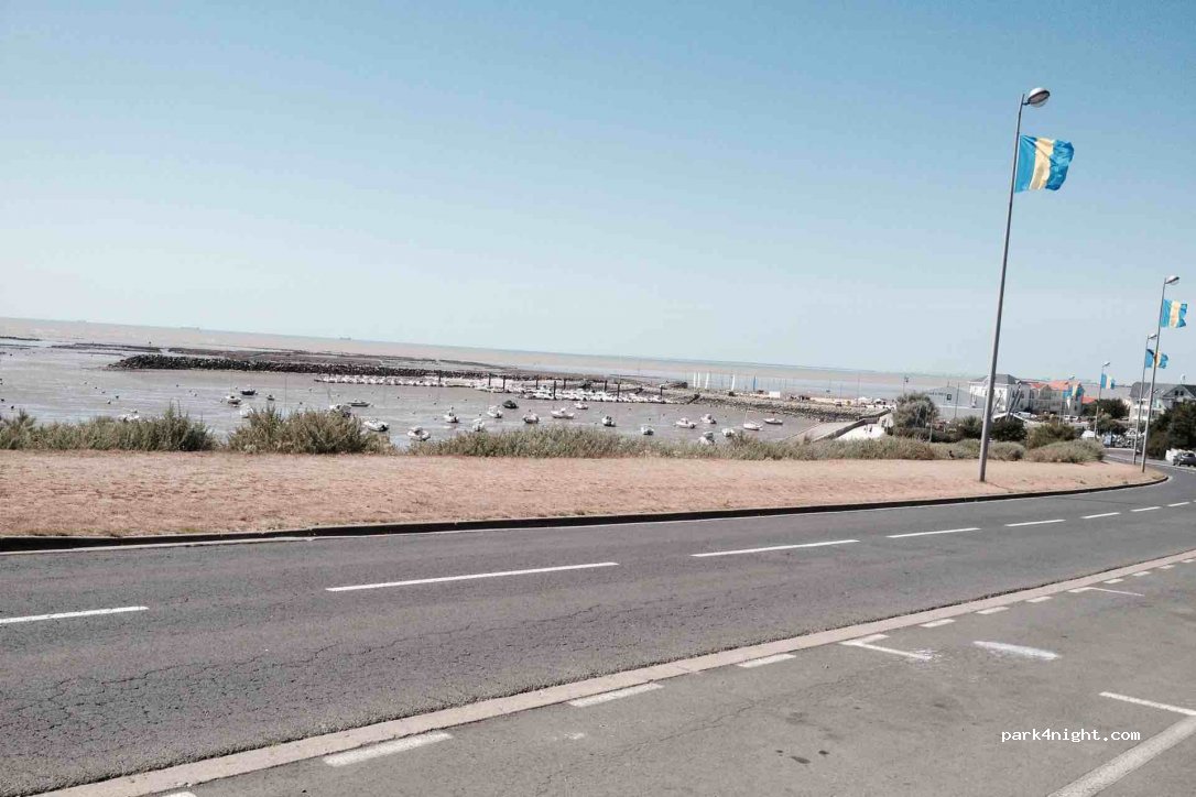 (17340) Châtelaillon-Plage - 8 Avenue de la Falaise — foto