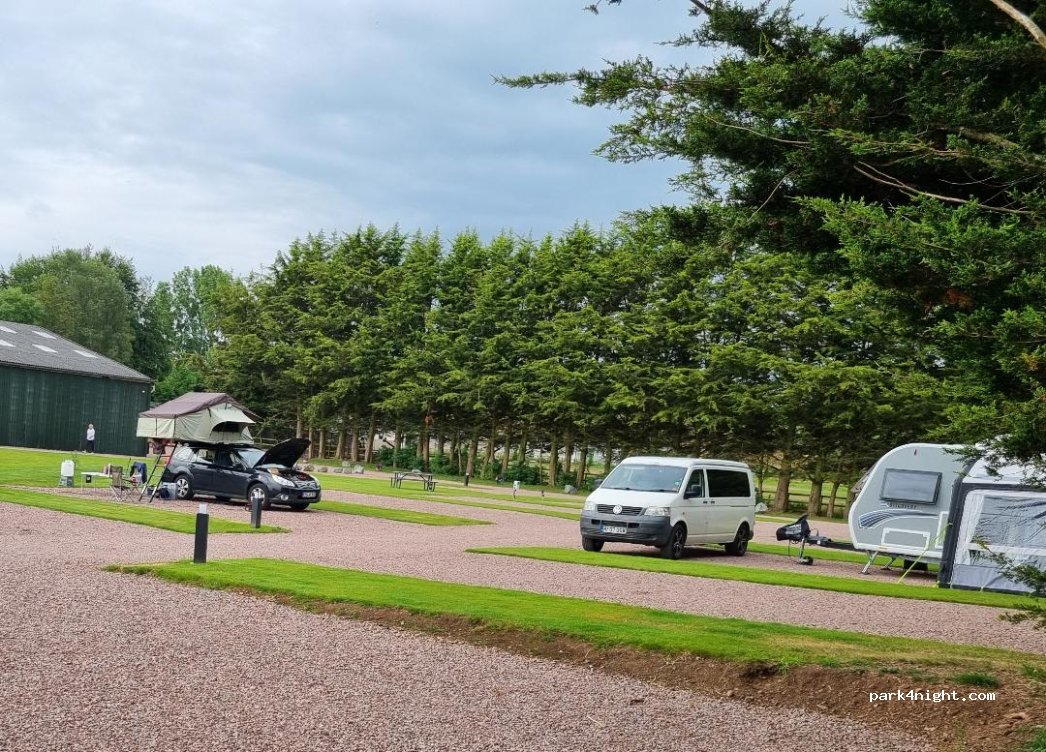 Newbridge Country Park — foto 4