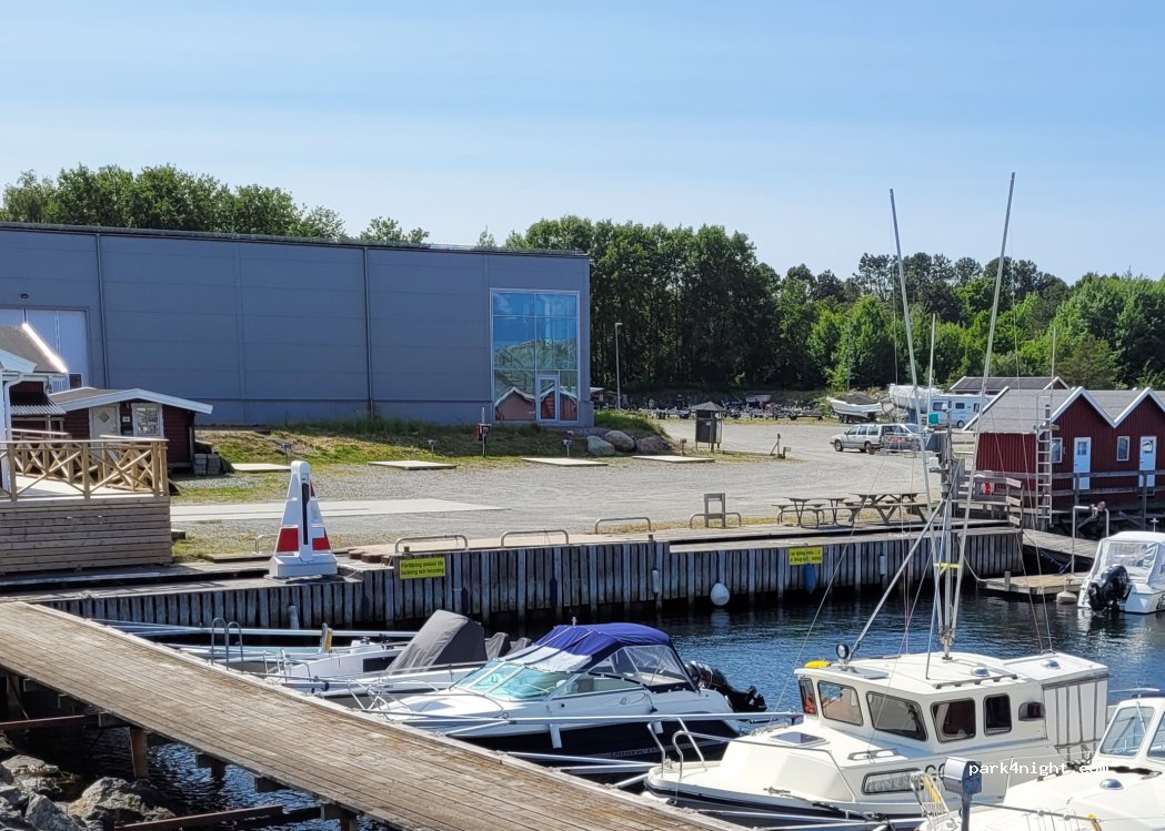 Öckerö Båtsällskap Stallplatser — foto 4