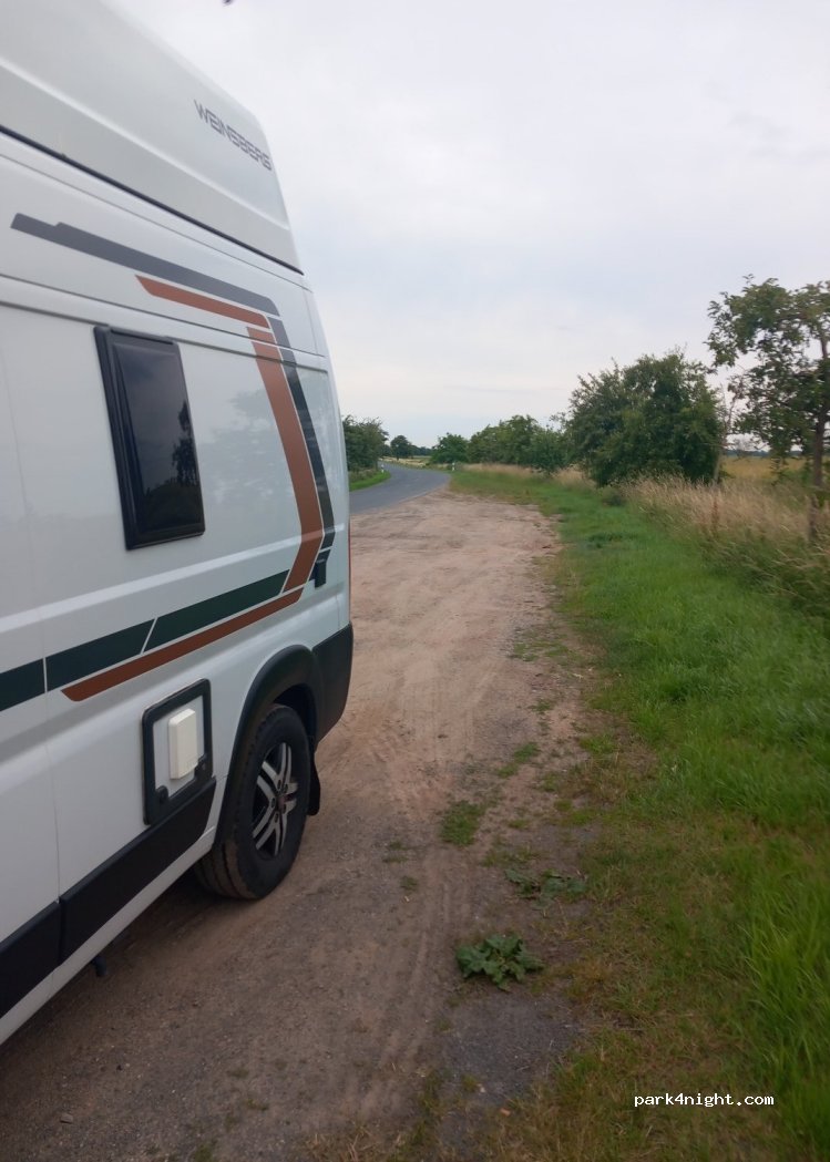 (39343) Hohe Börde - Hauptstrasse — foto