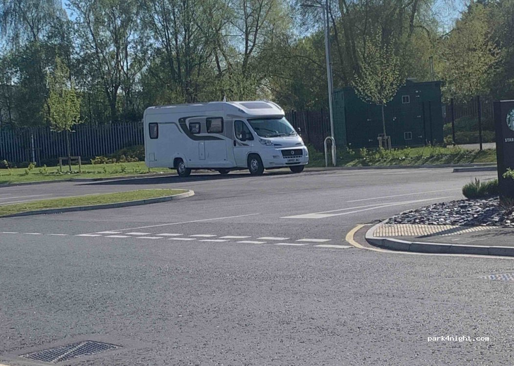 (L7 9NE) Liverpool - 422 Edge Lane — foto