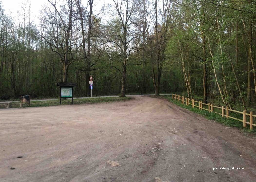 (96-100) Ruda - Unnamed Road — foto