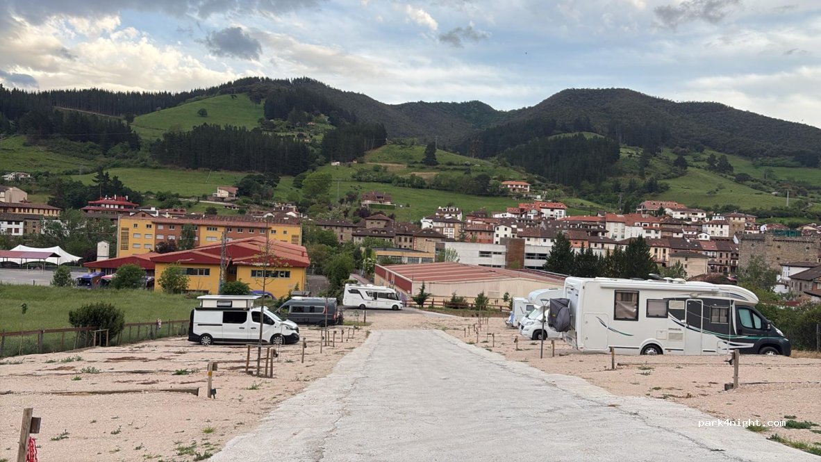 Area de Autocaravans Potes: CAMPERPARK — foto 3