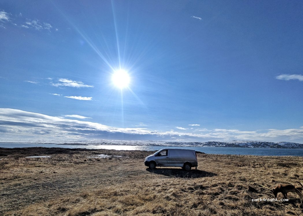 (9950) Vardø - Unnamed Road — foto