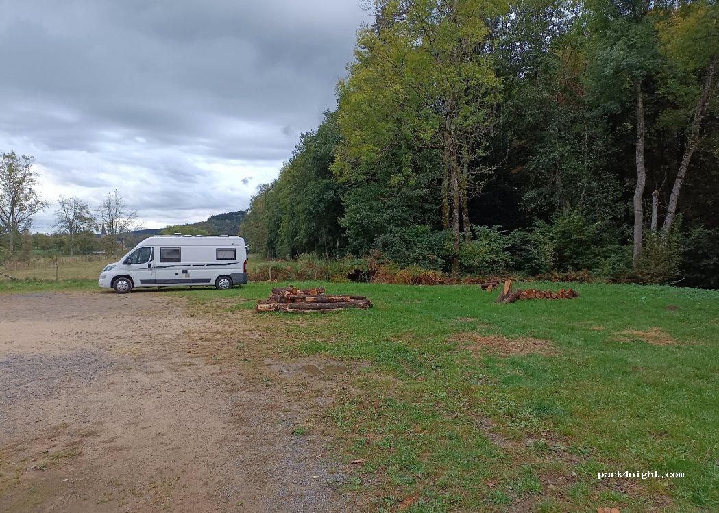 (03250) Saint-Clément - Les Plans — foto 2