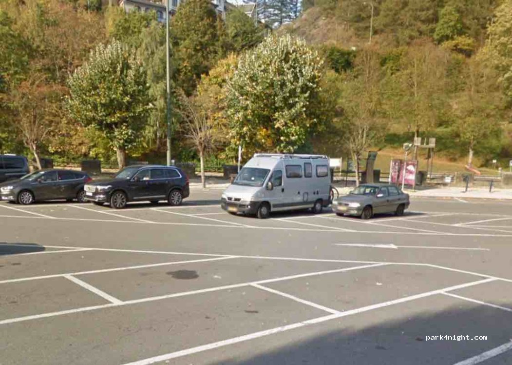 (6980) La Roche-en-Ardenne - 5 Rue du Balloir — foto