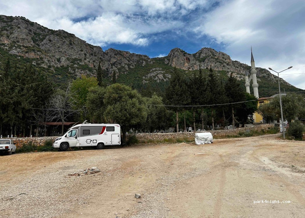 (07580) Kaş - 23 Uğur Mumcu Caddesi — foto 3