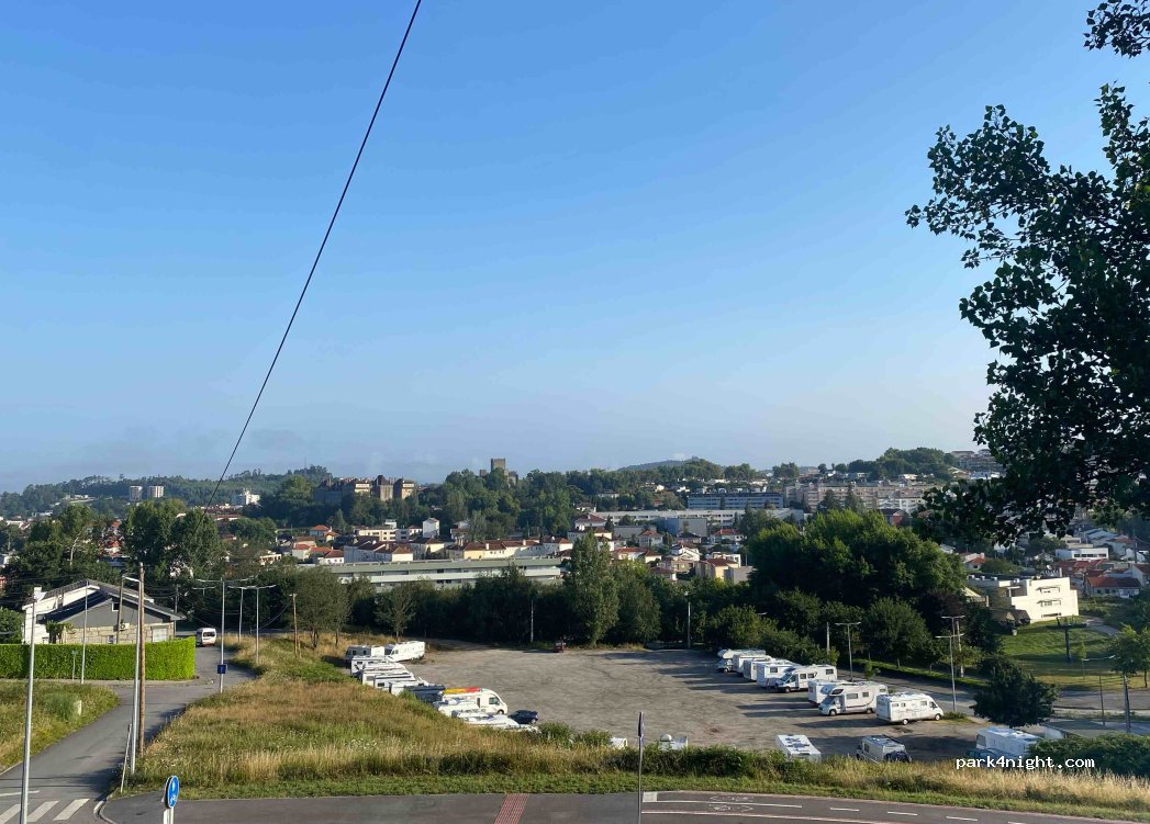 (4810) Guimarães - Rua Bernardino Jordão — foto