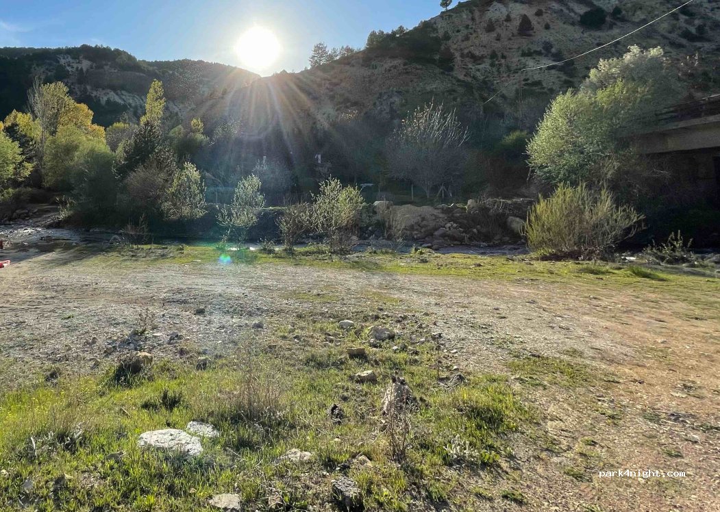 (06730) Geyikpınarı - — foto