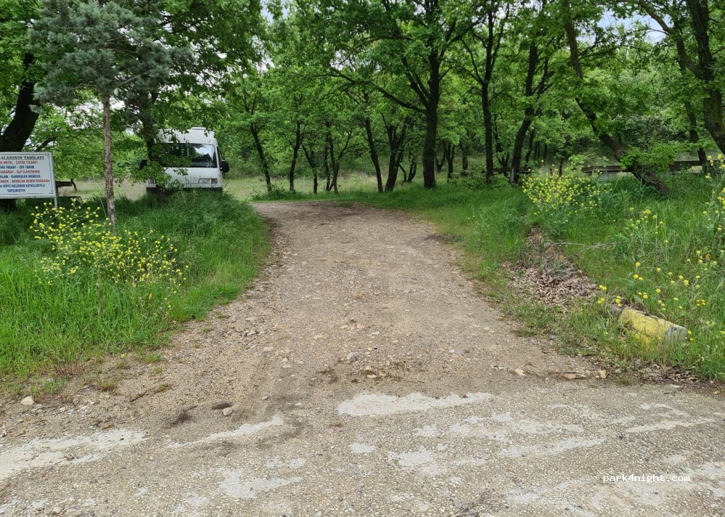 (22360) Uzunköprü - Unnamed Road — foto
