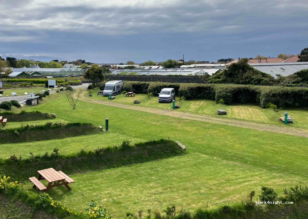 Beaucette Marina - Campsite and Shepherds Huts — foto