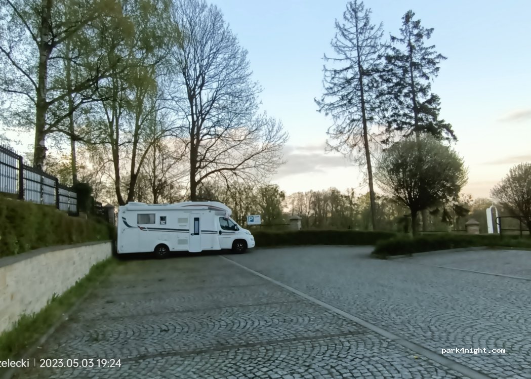 (47-154) Góra Świętej Anny - 7 aleja Jana Pawła II — foto