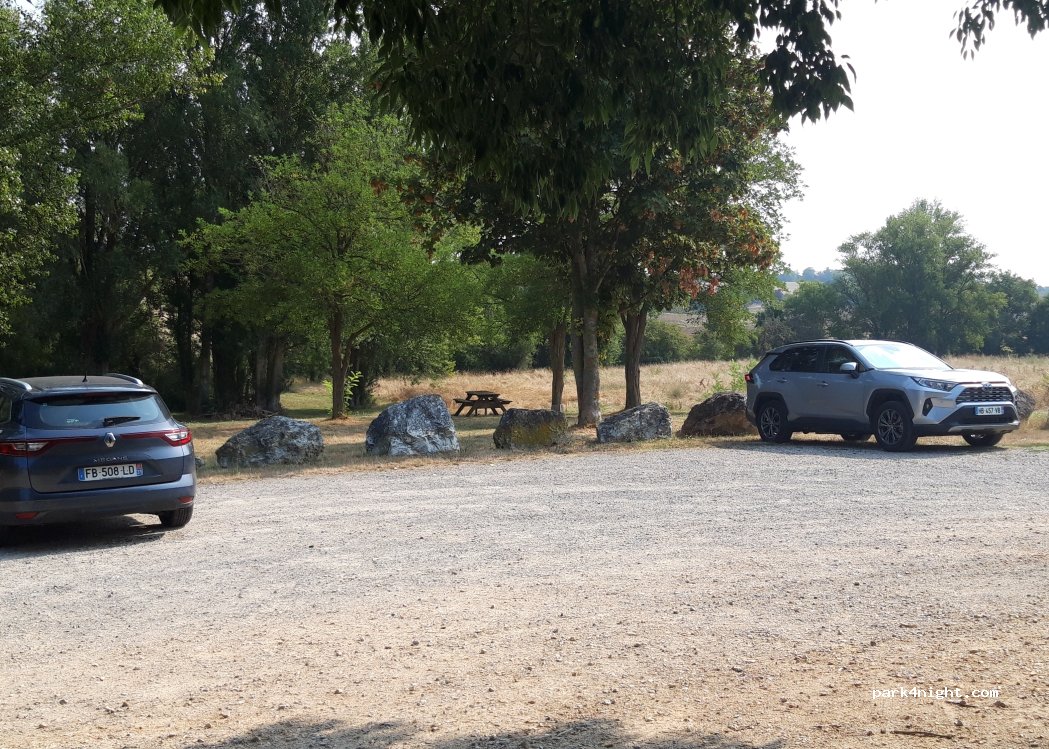 (31650) Auzielle - 1 Domaine de l'Albarède — foto