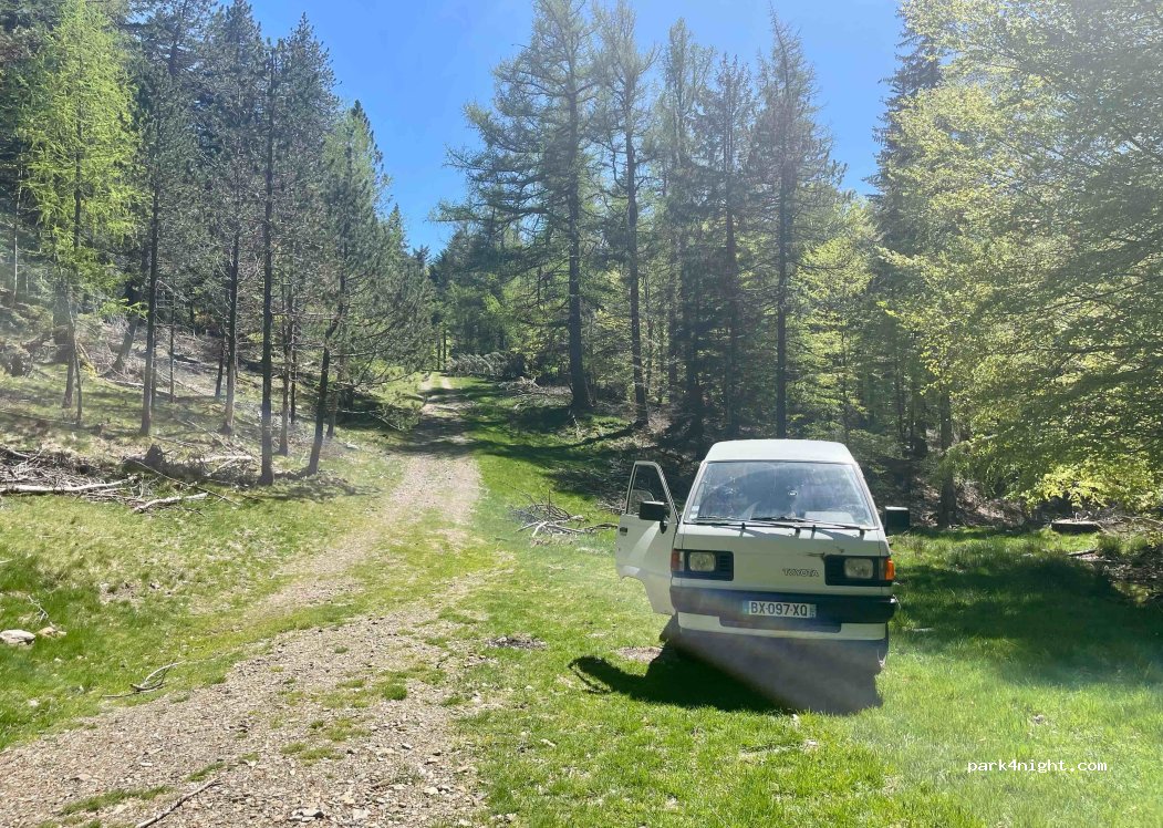(30120) Arphy - Chemin GR 60 — foto