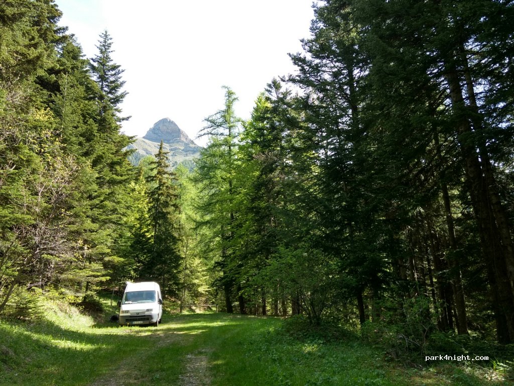 (05230) La Bâtie-Neuve - D213T — foto