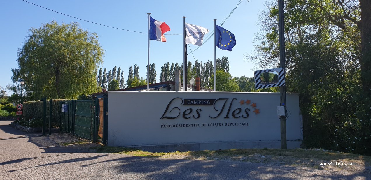 Camping Les Iles Parc De Loisirs **** — foto