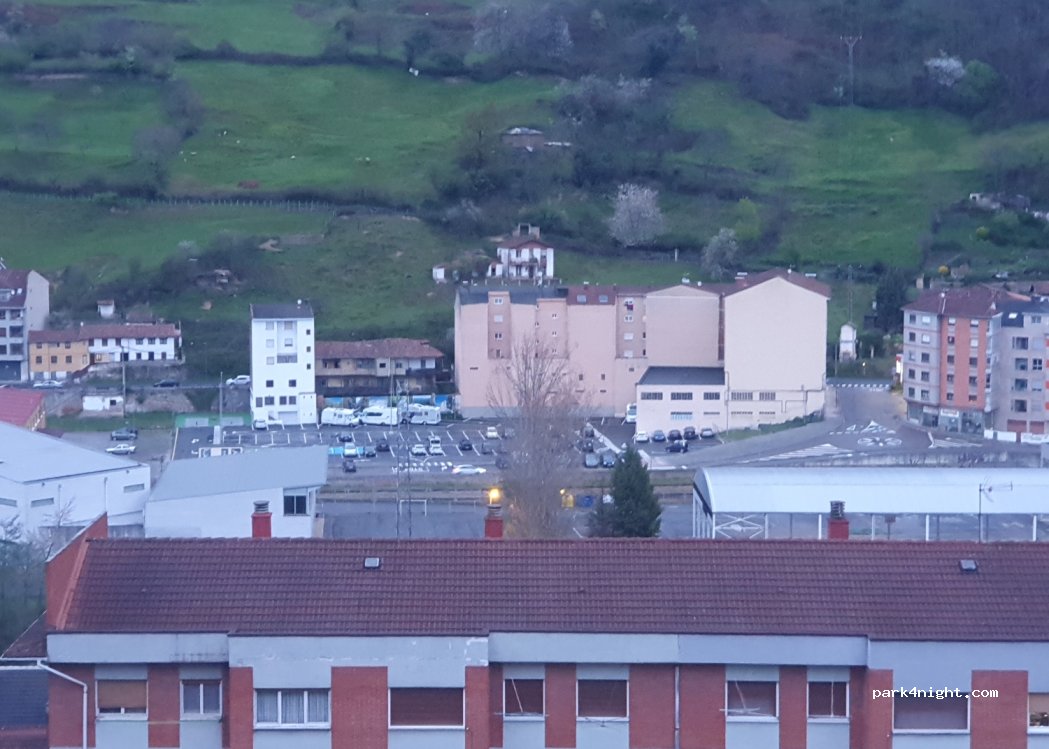(33670) Moreda - 15 Calle Marqués de Comillas — foto 4
