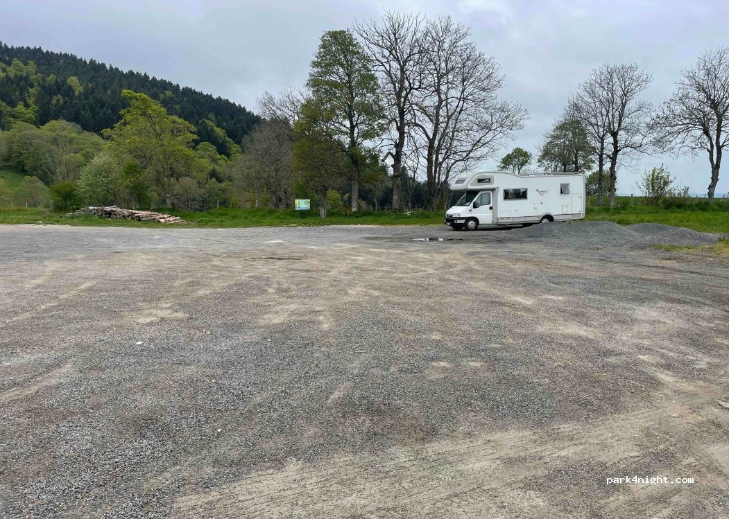 (42940) Saint-Bonnet-le-Courreau - 175 Route de Roche — foto