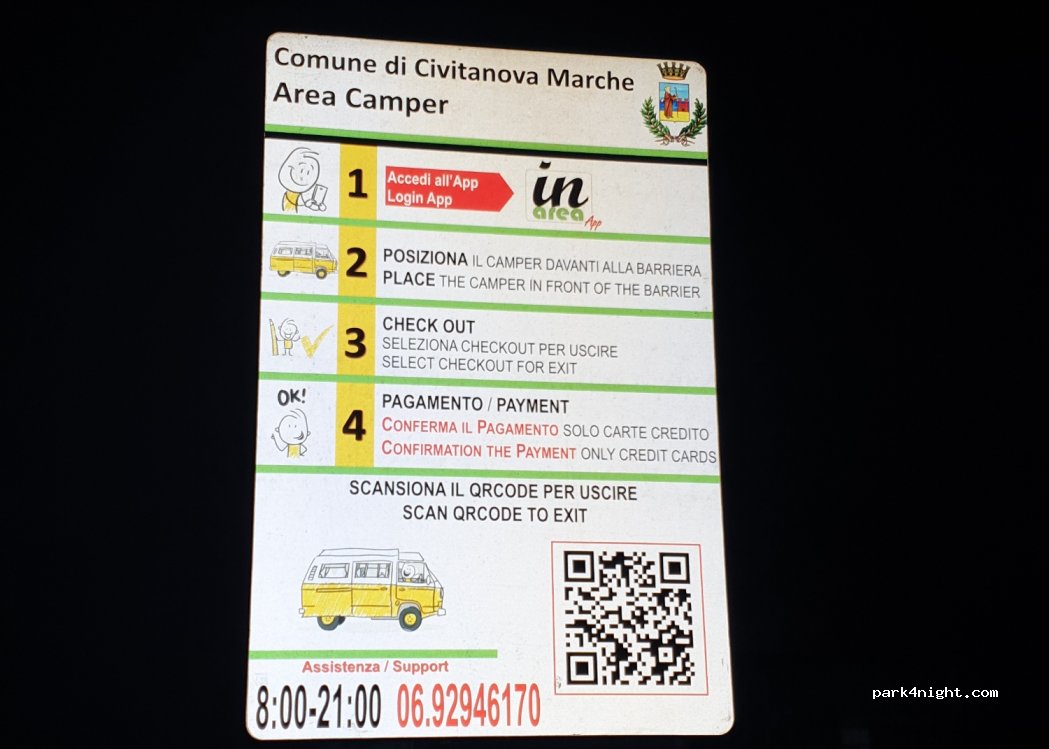 Civitanova Marche camper parking area — foto 2