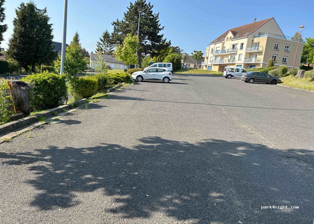 (76270) Neufchâtel-en-Bray - 6 Rue Alfred Martel — foto