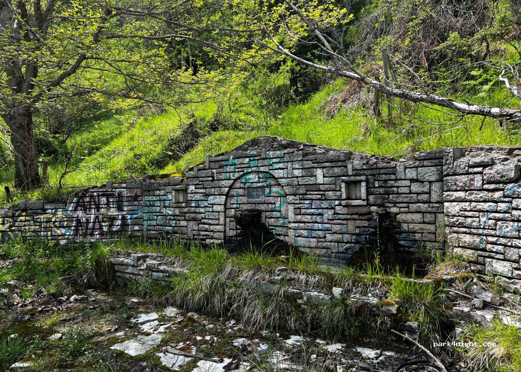 (420 36) Amaranto - Unnamed Road — foto