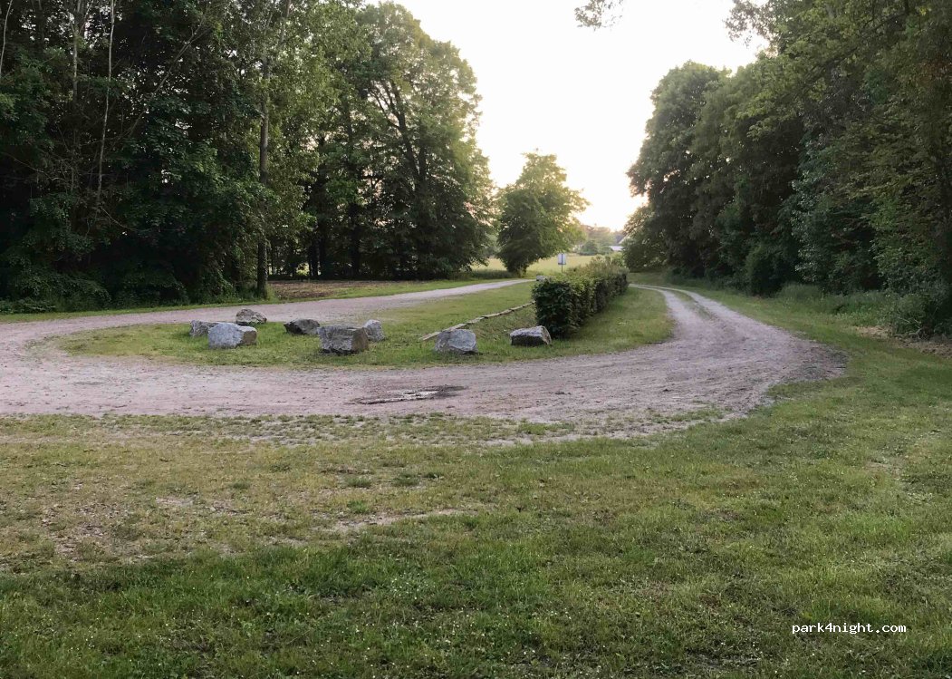 (27160) Mesnils-sur-Iton - Rue du Fourneau — foto