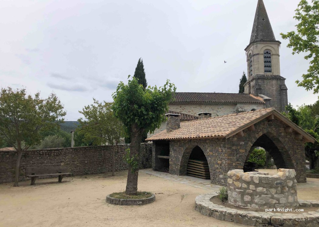 (34190) Montoulieu - L'Église — foto