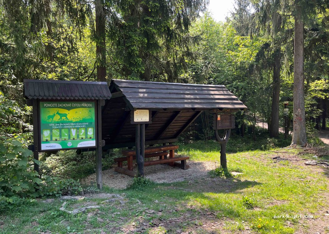 (561 41) Řetová - — foto