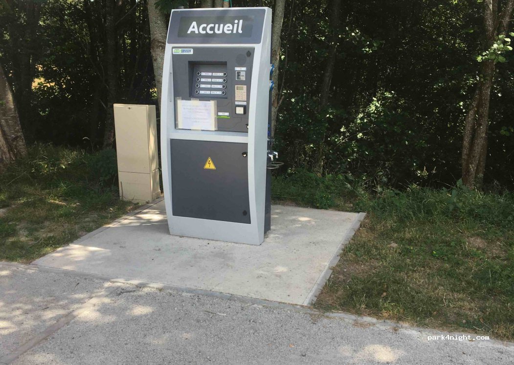(70270) Écromagny - D137 — foto 3