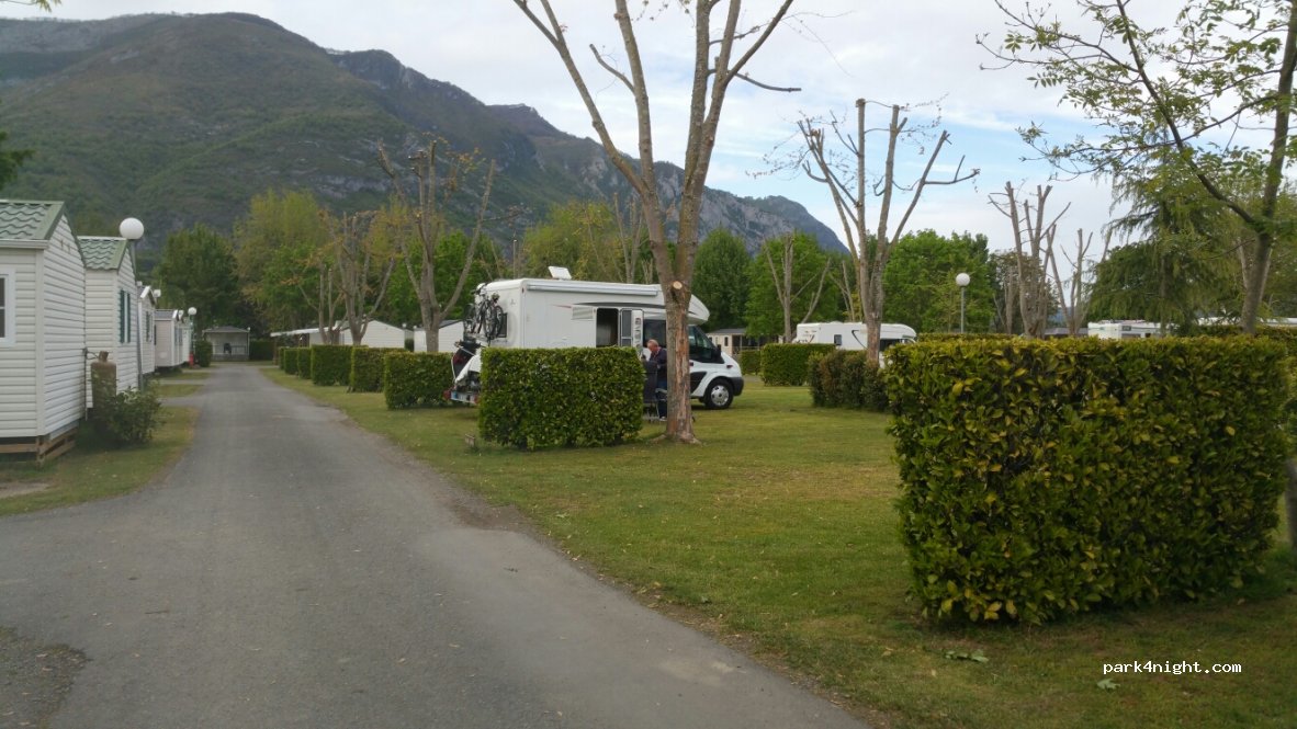 Camping Les 3 Vallées — foto