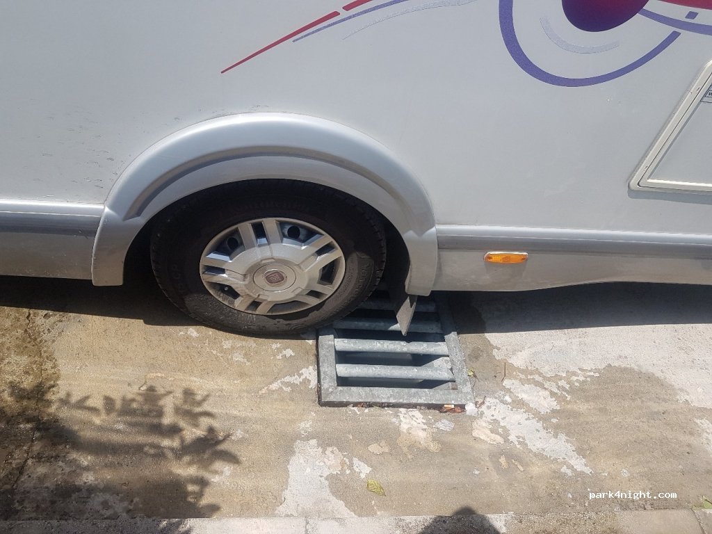 (74020) Avetrana - 520 Strada Provinciale — foto 3