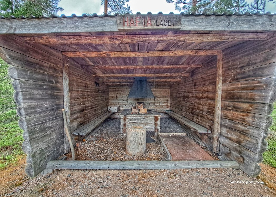 (780 54)  - — foto